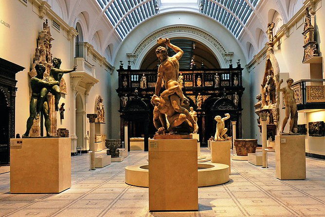 private-tour-highlights-of-the-victoriaalbert-museum