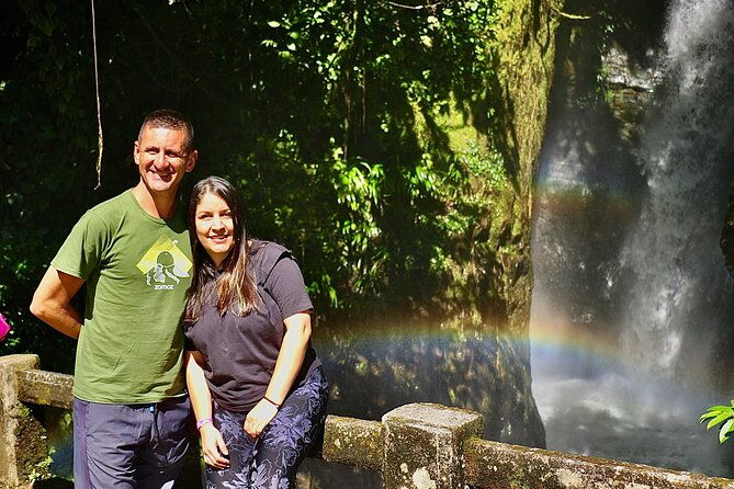private-tour-hiking-to-the-crystalline-melcocho-river-from-medellin