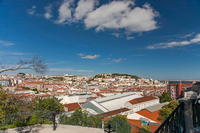 private-tour-historical-lisbon-and-sintra-essence-8h