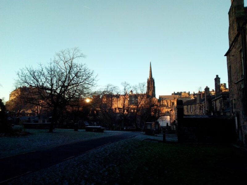 private-tour-history-and-mystery-in-edinburghs-old-town