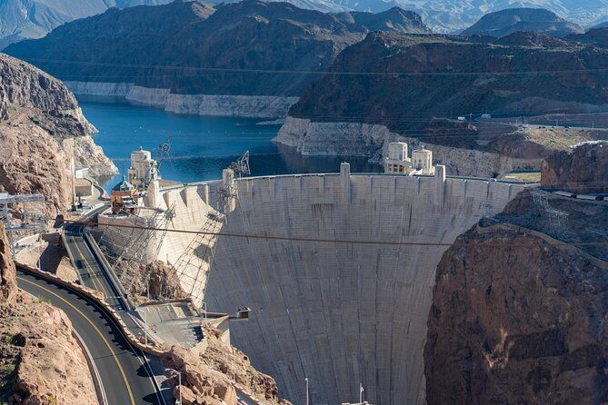 private-tour-hoover-dam-w-optional-generator-tour-from-vegas