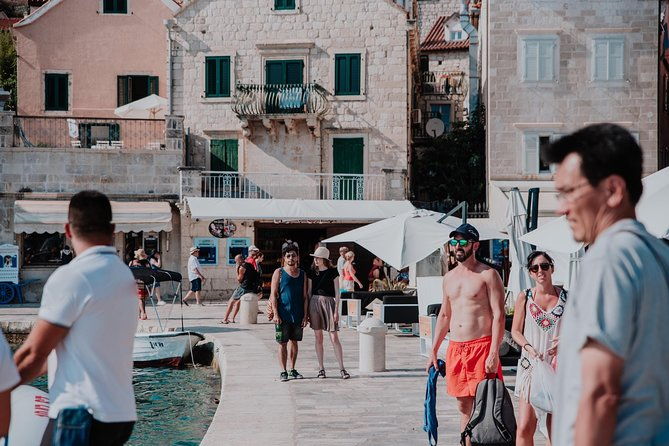 private-tour-hvar-and-pakleni-3-islands-tour-in-speedboat-from-split-or-trogir