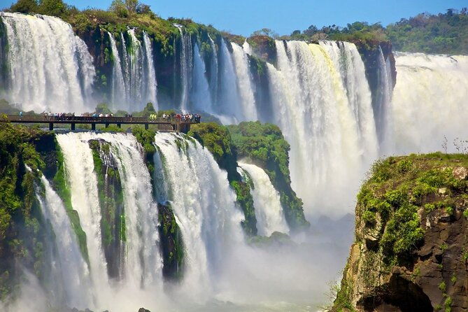 private-tour-iguazu-brazilian-side-helicopter-flight-gran-melia