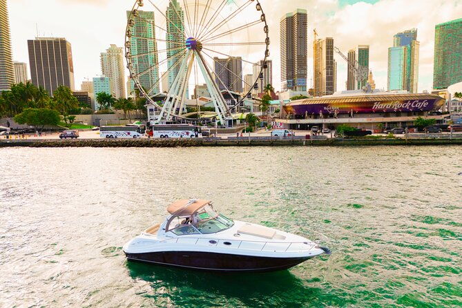 private-tour-in-38ft-yatch-for-up-to-12-guest