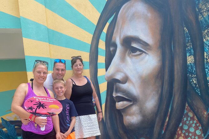 private-tour-in-bob-marley-9-miles-and-luminous-lagoon-in-jamaica