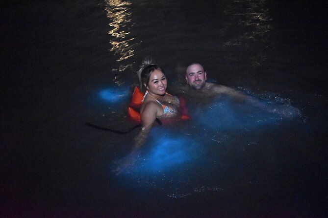 private-tour-in-bob-marley-9-miles-and-luminous-lagoon-in-jamaica