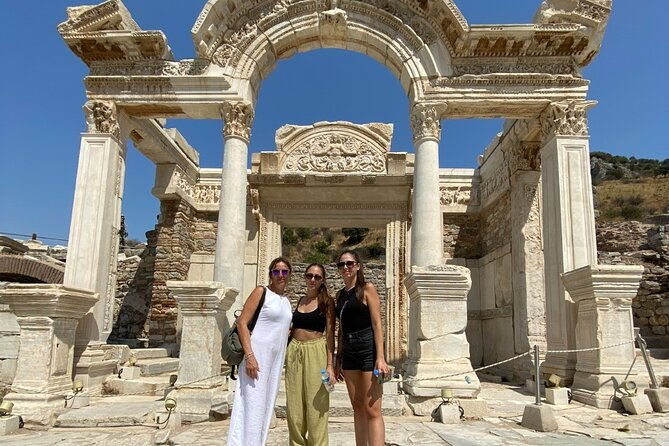 private-tour-in-ephesus-and-traditional-turkish-bath-from-port