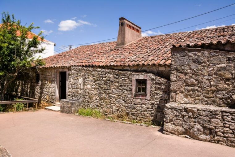 private-tour-in-fatima-nazare-and-obidos-from-lisbon-2
