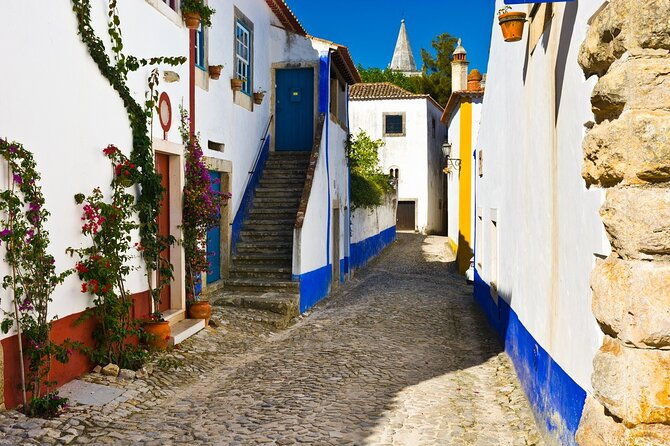 private-tour-in-fatima-nazare-and-obidos-from-lisbon