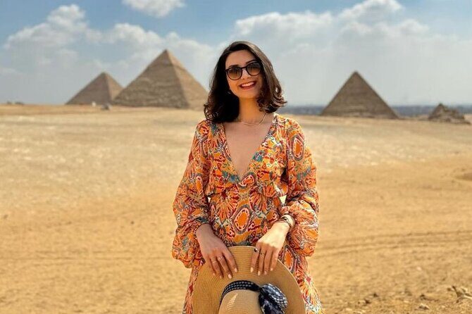 Private Tour in Giza Pyramids Sphinx with VIP Lunch - Key Points