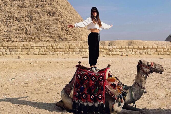 Private Tour in Giza Pyramids Sphinx with VIP Lunch - An Overview of the Tour Experience