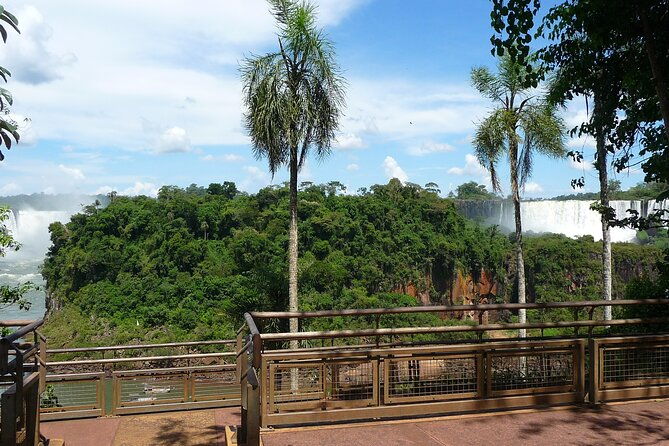 private-tour-in-iguazu-falls-and-argentine-side