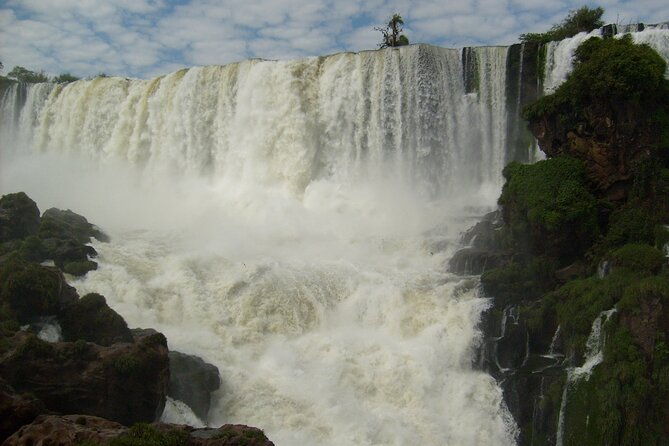 private-tour-in-iguazu-falls-and-argentine-side