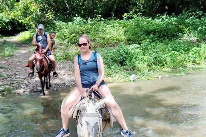 private-tour-in-miches-with-la-jarda-waterfall-experience