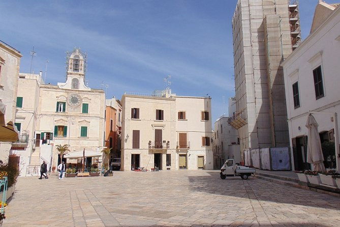 private-tour-in-polignano-a-mare-overlooking-the-sea-2