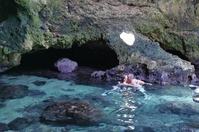 private-tour-in-polignano-to-discover-the-caves-with-aperitif