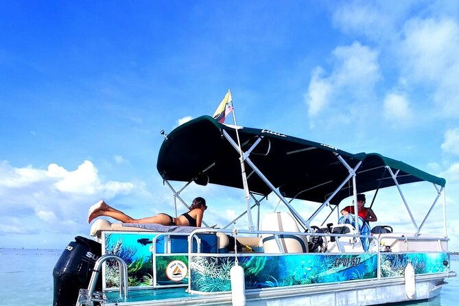 private-tour-in-pontoon-san-andres-islands
