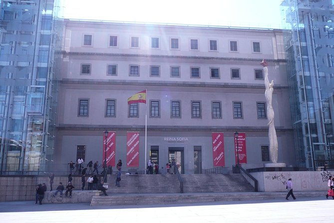 private-tour-in-reina-sofia-museum-madrid