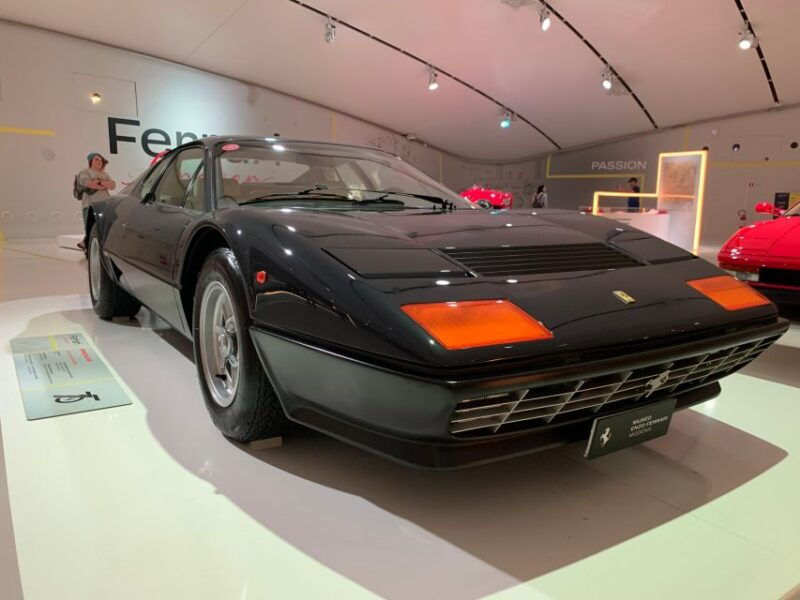 private-tour-in-the-ferrari-world-2-test-drives-included