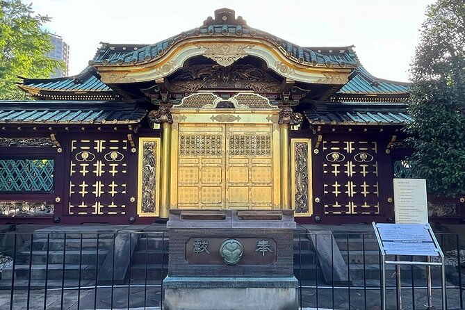private-tour-in-tokyo-ueno-downtown-with-a-local-guide