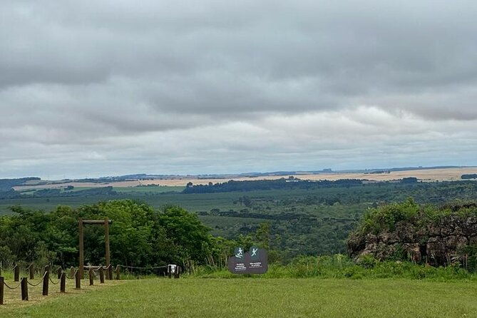 private-tour-in-vila-velha-state-park