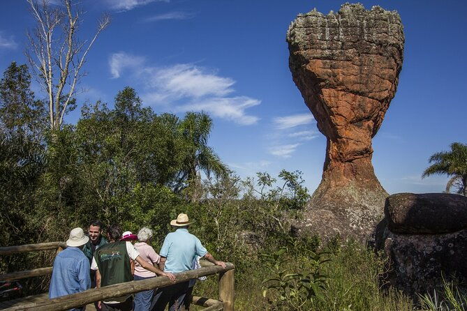 private-tour-in-vila-velha-state-park