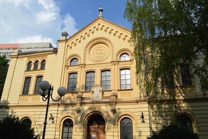 private-tour-jewish-heritage-in-warsaw