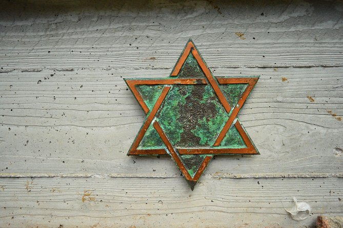 private-tour-jewish-heritage-walking-tour-of-berlin