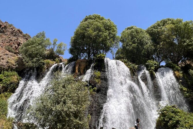 private-tour-khor-virap-areni-shaki-tatev-2