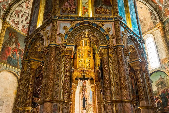 private-tour-knights-templar-route-includes-tickets-for-2-castles-and-boat-trip