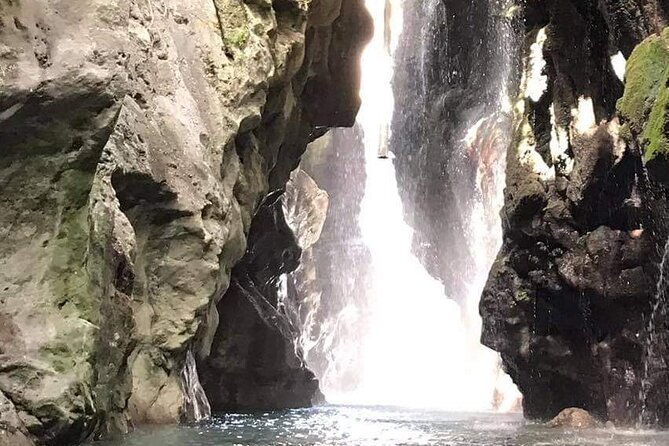 private-tour-kourtaliotiko-waterfalls-preveli-beach-from-chania