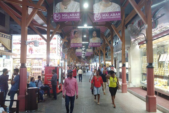 Private tour : Lay-over from Dubai Airport with professional Driver - What the Reviews Tell Us