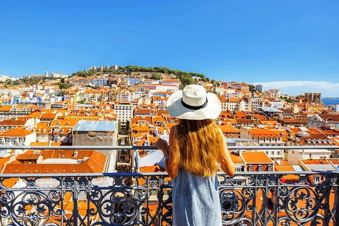 private-tour-lisbon-fado-dinner-show-and-panoramic-night-tour