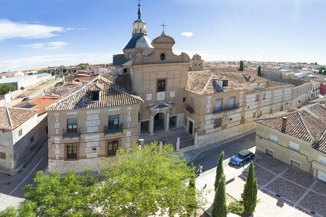 private-tour-lunch-of-underground-winery-countryside-estate