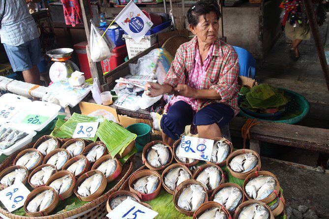 Private Tour: Maeklong Railway Market and Damnoen Saduak Floating Market - The Sum Up