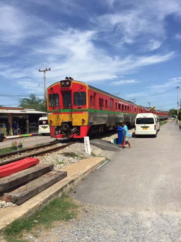 Private Tour Maeklong Railway,Floating Market, Wat Bangkung - Visiting Wat Bang Kung