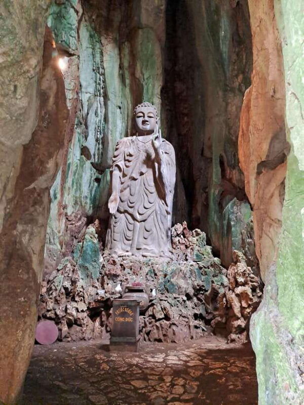 private-tour-marble-mountains-caves-and-lady-buddha
