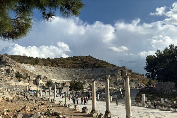 private-tour-marys-house-and-ephesus-ruins-with-musuem-tickets