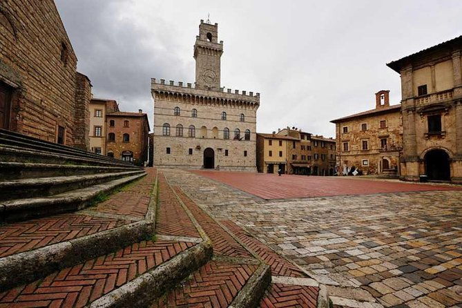 private-tour-medieval-val-dorcia-by-minivan-from-florence