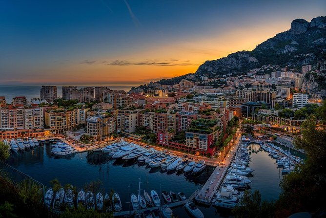 private-tour-monaco-at-night-by-minivan