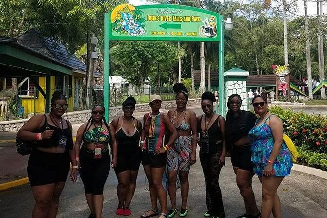 private-tour-montego-bay-to-blue-hole-and-dunns-river-falls