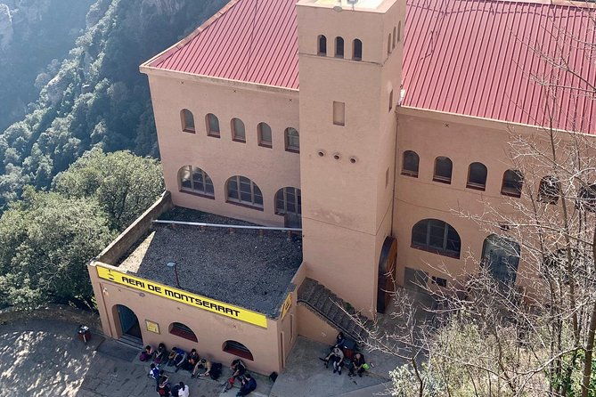 private-tour-montserrat-and-cava-visit