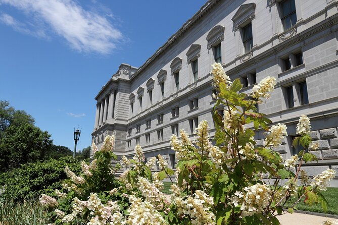 private-tour-national-archives-building