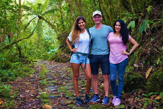 private-tour-natural-bird-reserve-proaves-hiking-trekking