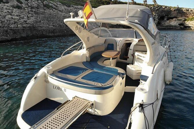 private-tour-of-4-hours-at-sunset-through-the-coves-of-mallorca