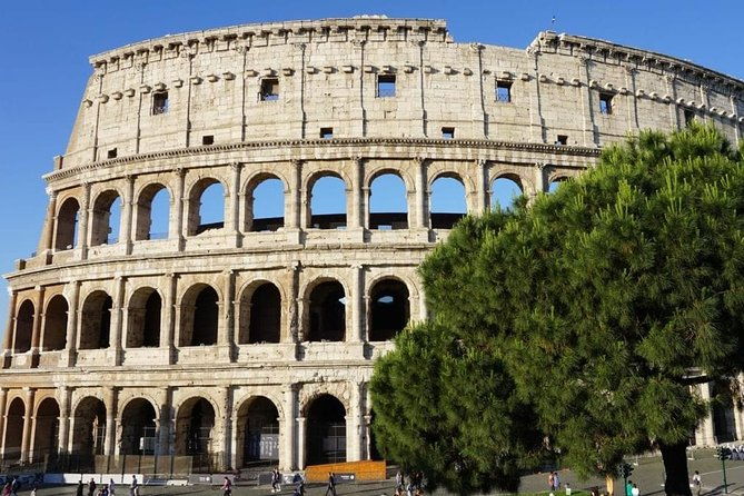 private-tour-of-ancient-colosseum-and-roman-forum