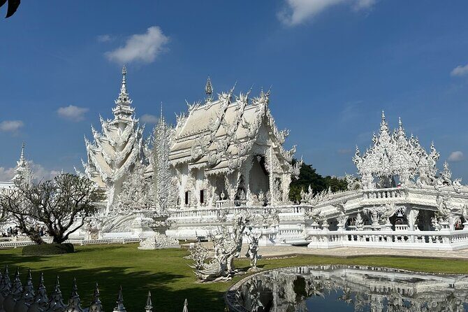 Private Tour of Chiang Rai Temples, Culture and Natural Wonders - Exploring the Temples and Cultural Landmarks
