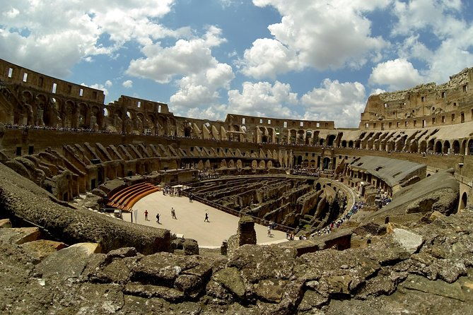 private-tour-of-colosseum-with-entrance-to-roman-forum