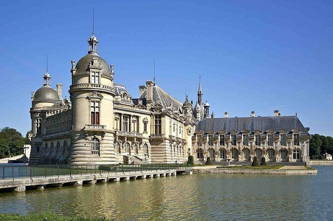 private-tour-of-domaine-de-chantilly-ticket-and-transfer-included
