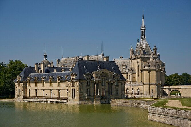 private-tour-of-domaine-de-chantilly-ticket-and-transfer-included